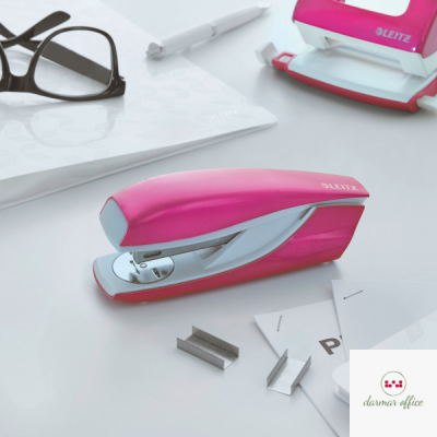 Zszywacz 55021 LEITZ WOW różowy 24-26/6 30k średni metalowy 55021023