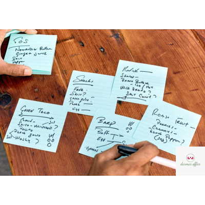 Bloczek samoprzylepny POST-IT_ Super Sticky w linie, (675-SS3-MIA), 101x101mm, 3x70 kart., paleta Miami